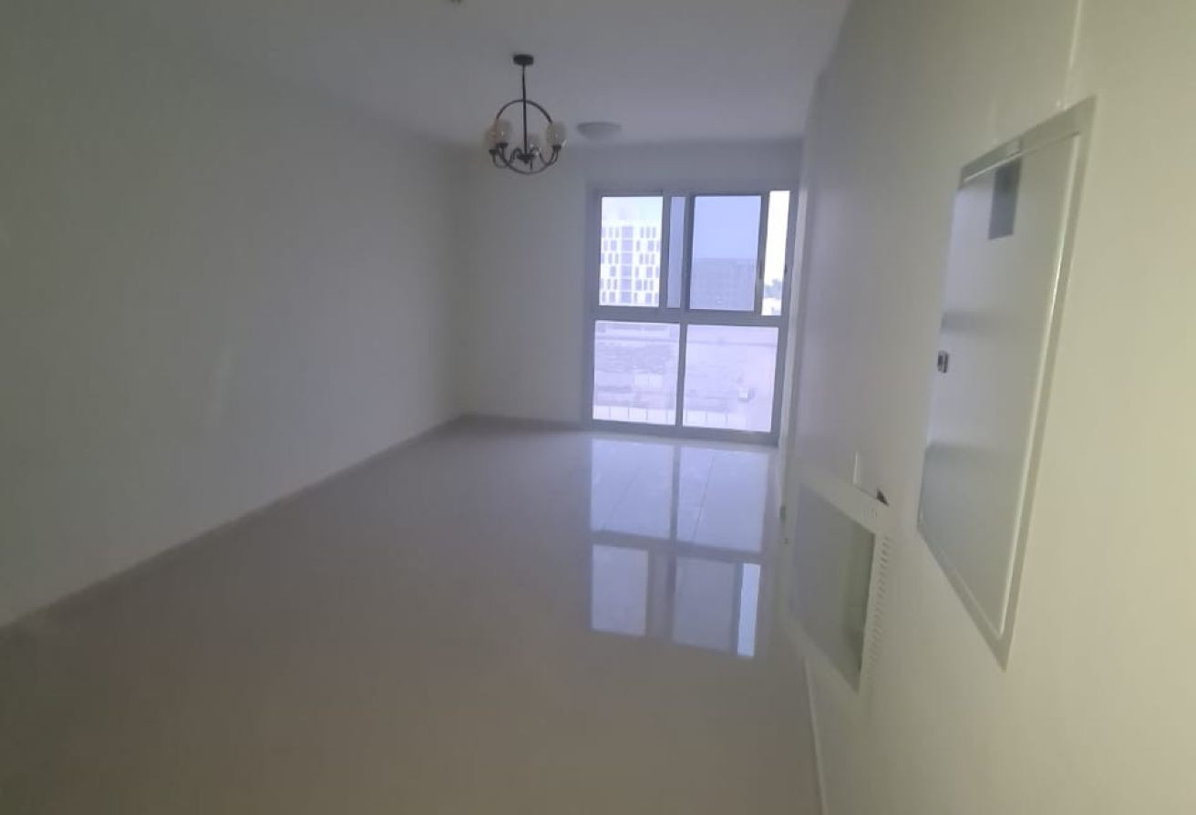 Elegant 1 BR Unfurnished Apartment in Al Zahia