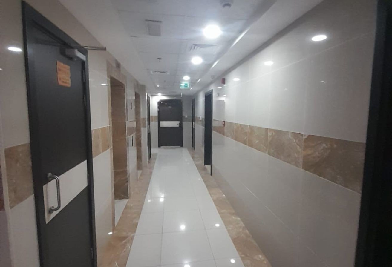 شقة مميزة للإيجار السنوي بالتعاون،